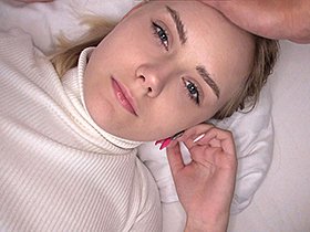 ずっと一人だと思っていたよ…ある日突然、何もしゃべらない少女と二人暮らし絵を描くことが大好きな彼女に僕はおちんちんの楽しさを教えました。　サンプル画像08